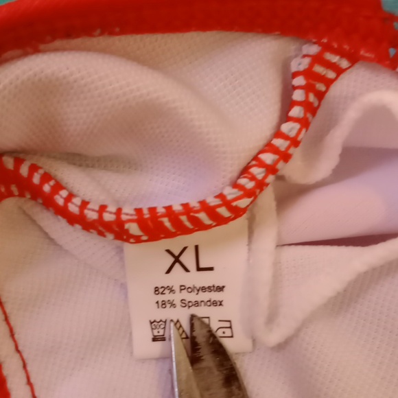 * UNBRANDED RED FLORAL ONE PIECE SWIMSUIT, SIZE XL - Picture 6 of 9